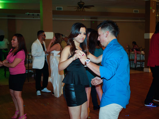 _2280405